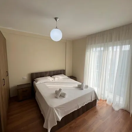 Spacious 2br Rana Hedhun Appartement Shëngjin